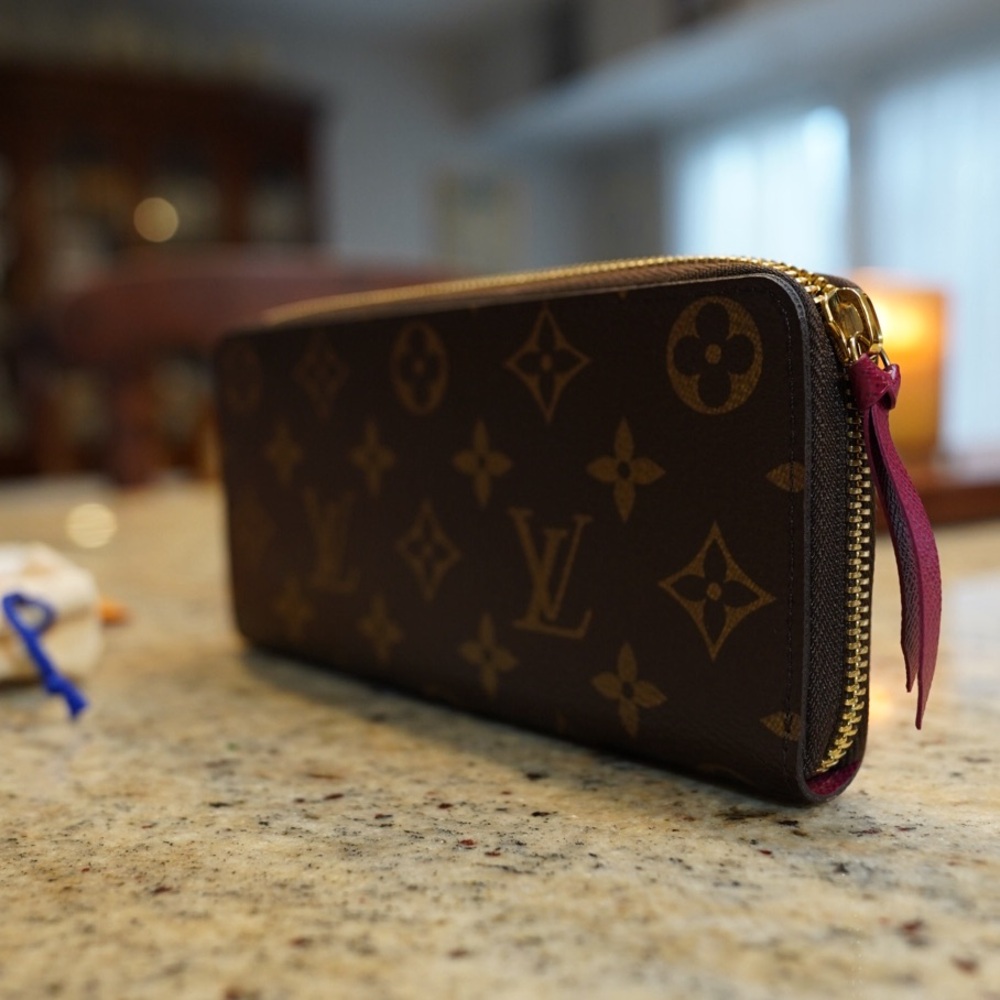 Louis Vuitton Clémence Wallet- Fuschica Interior